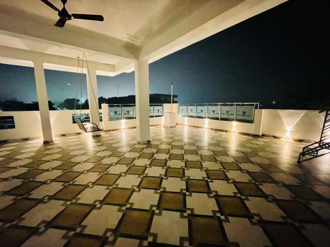 Hotel Sangam View Аллахабад Экстерьер фото